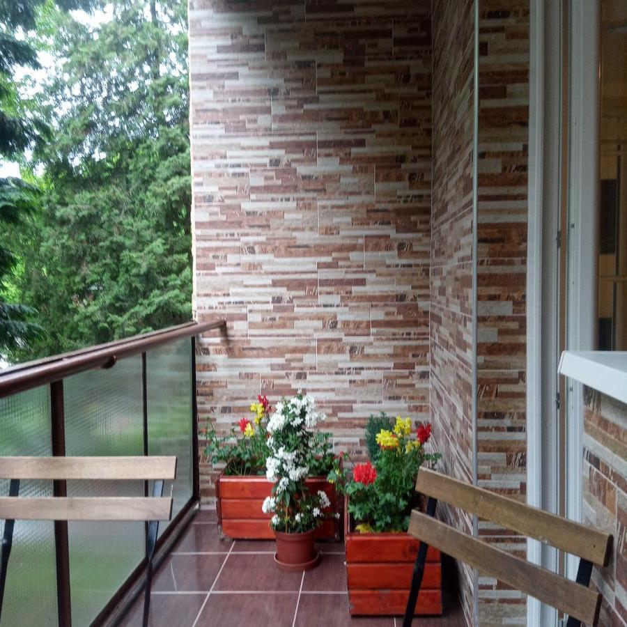 M&D Apartman Эгер Экстерьер фото